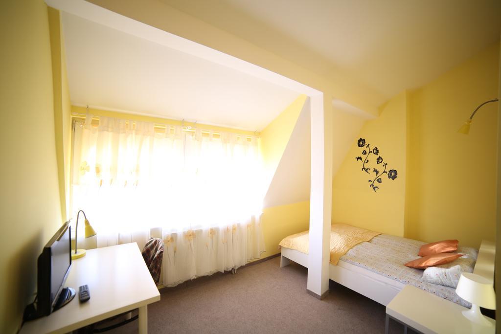 Motel Silver Konstantynów Lódzki Quarto foto